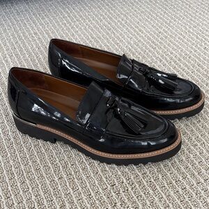 Franco Sarto LIKE NEW Glossy Black Tassel Loafers